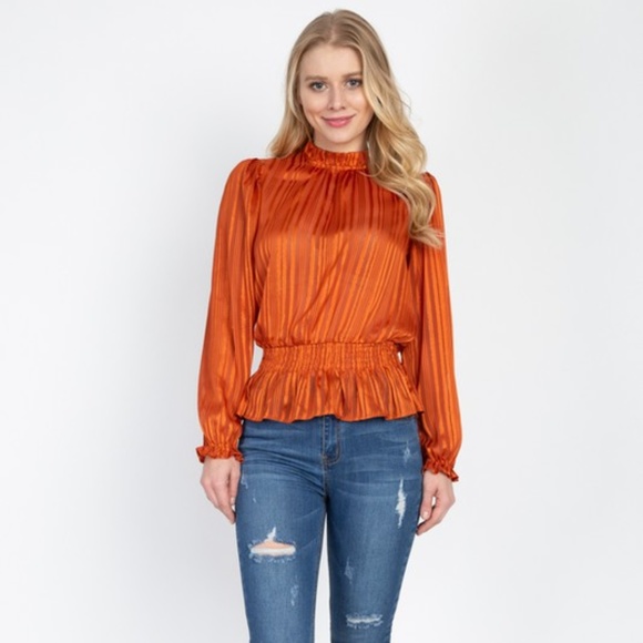 iris Tops - 💕 Orange Metallic Ruffle Top 💕